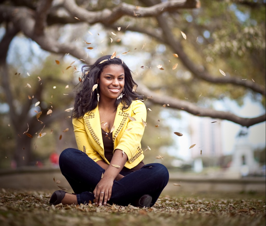 ShaeLisa wears a yellow blazer in fall leaves